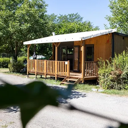 Camping Sites Et Paysages Les Pres Hauts Sisteron Exterior photo