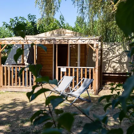 Camping Sites Et Paysages Les Pres Hauts Sisteron Exterior photo
