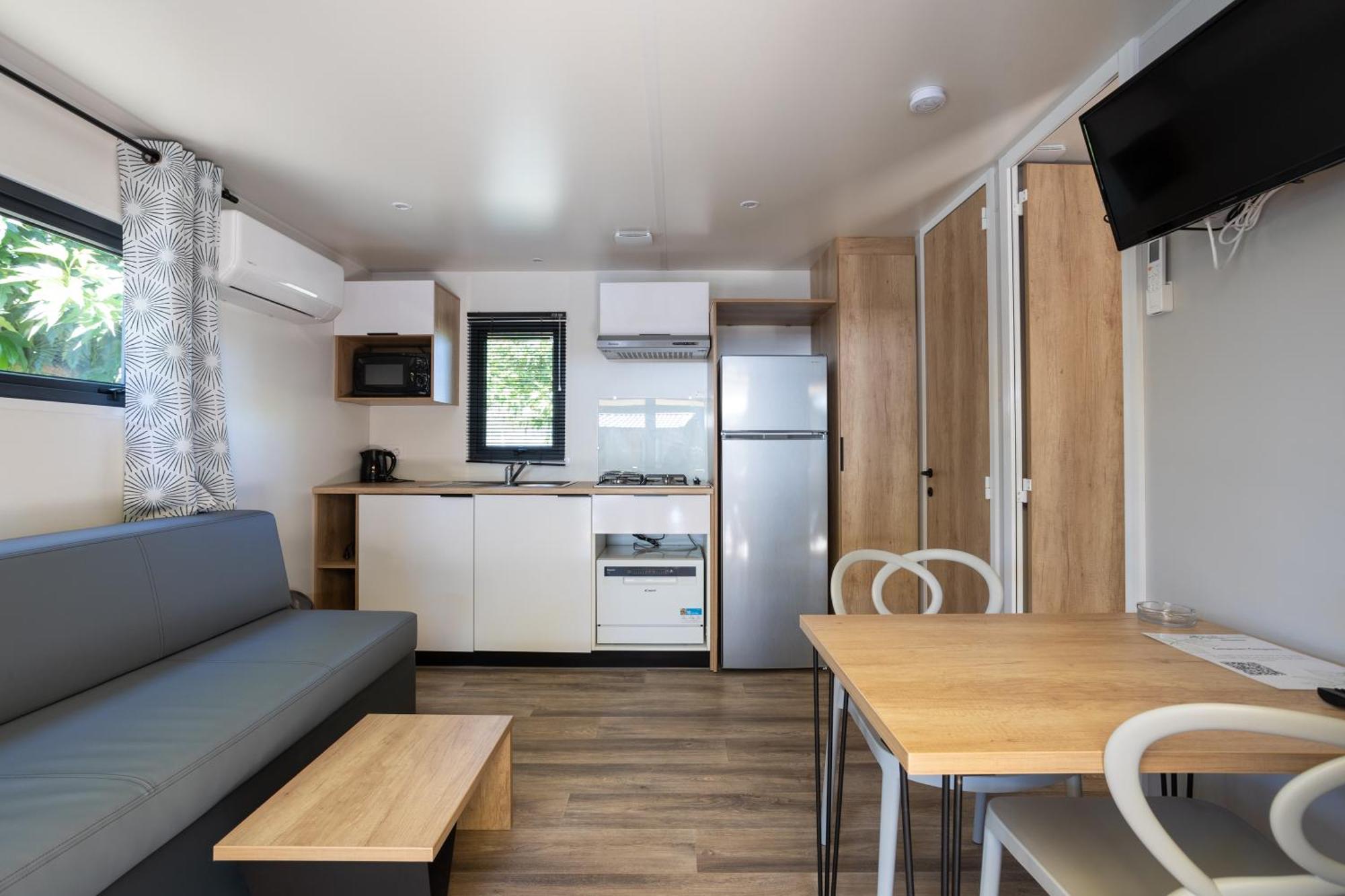 Campsite Sites Et Paysages Les Pres Hauts Sisteron